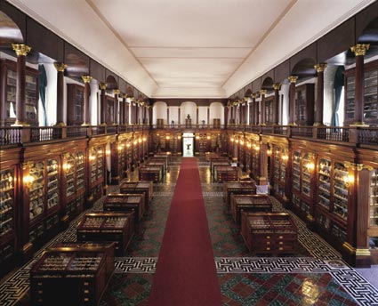 Gep08_Napoli_Musei_scieze