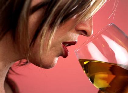 Bere-alcol-da-giovani-mette-a-rischio-le-ossa