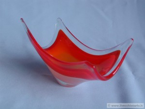 Alzata in vetro artistico soff. di Murano - Rosso e bianco trasparente
