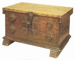 Cassone gotico con serratura - 2