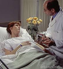 paziente in letto di ospedale