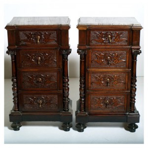 comodini intagliati - 4 cassetti